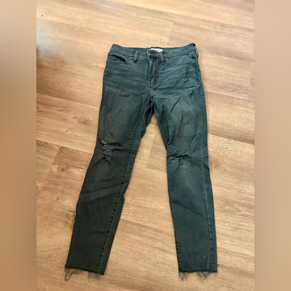 Madewell Women's black wash Distressed Skinny Jeans